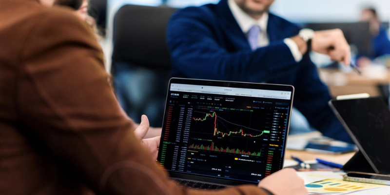 Os Melhores Investimentos - Ações da T4F